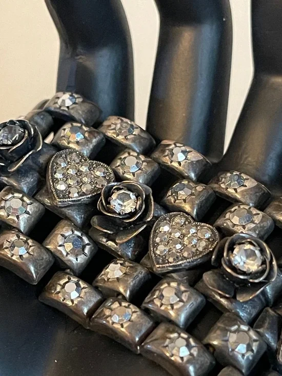 Vintage Rhinestone Heart, Starburst & 3-D Rose Silver Tone Panel Bracelet - Picture 3 of 12